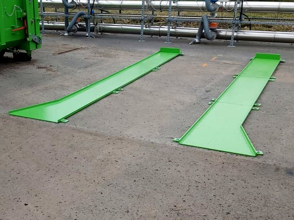 Vedimo bėgiai ant betoninio pagrindo